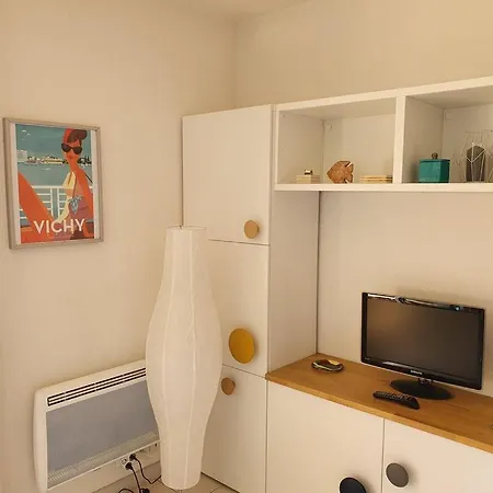 Flat *