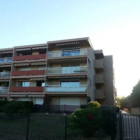 Flat Bormes-les-Mimosas