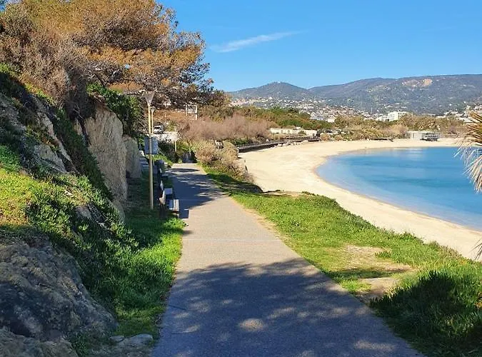 Flat * Bormes-les-Mimosas